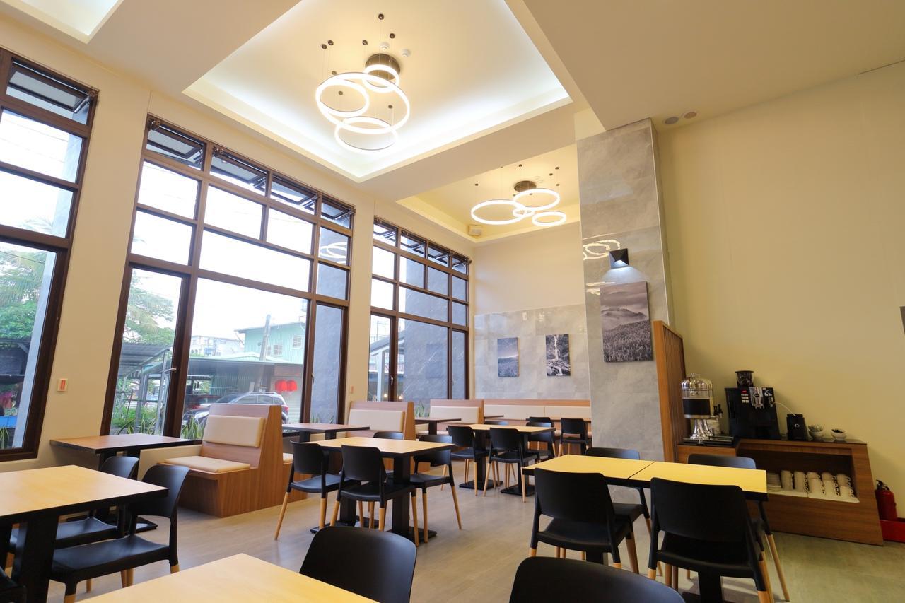 Ket Hotel Yuli Bagian luar foto