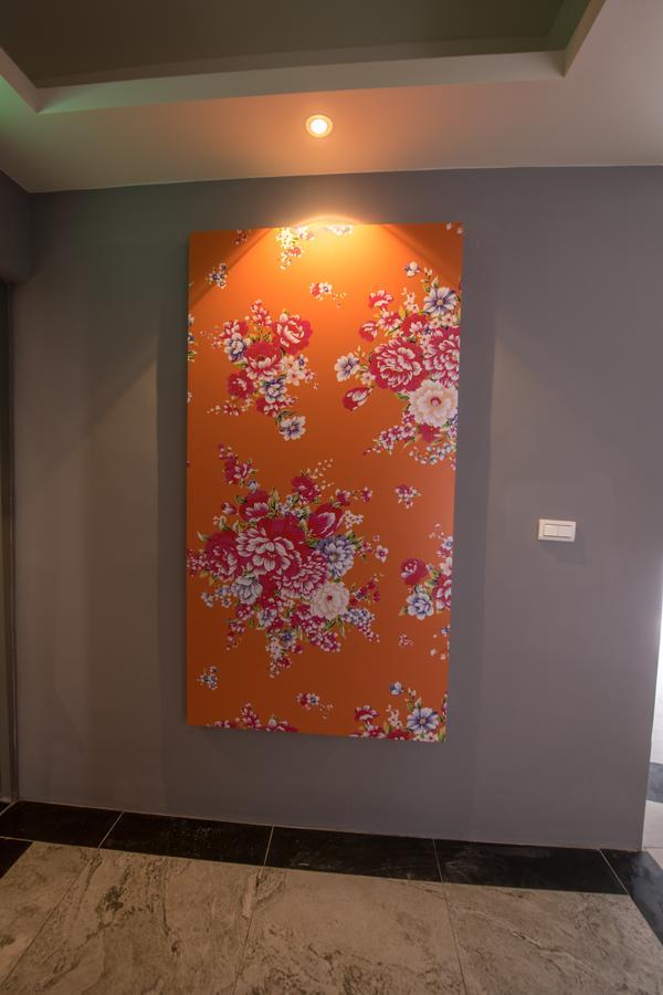 Ket Hotel Yuli Bagian luar foto